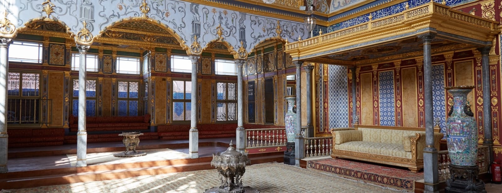 Topkapi Palace & Harem Tour with Historian Guide – Sightseeing and Tours Topkapi Palace & Harem Tour with Historian Guide – Sightseeing and Tours