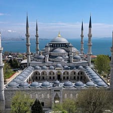 Blue Mosque & Hippodrome Guided Tour – Top-Rated Attractions Blue Mosque & Hippodrome Guided Tour Top-Rated Attractions