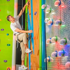 Trampo Extreme - Muscat Sightseeing and Tours