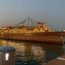 Dhow dinner cruise on Dubai creek – Boat Tours and Cruises Dhow dinner cruise on Dubai creek Boat Tours and Cruises