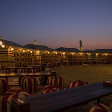 Evening Luxury Heritage Safari at Al Marmoom Bedouin Experience – Desert safaris Evening Luxury Heritage Safari at Al Marmoom Bedouin Experience Desert safaris