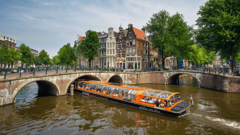 Amsterdam: Lovers Canal Cruise from Central Station – Recently Added Experiences Amsterdam: Lovers Canal Cruise from Central Station – Recently Added Experiences