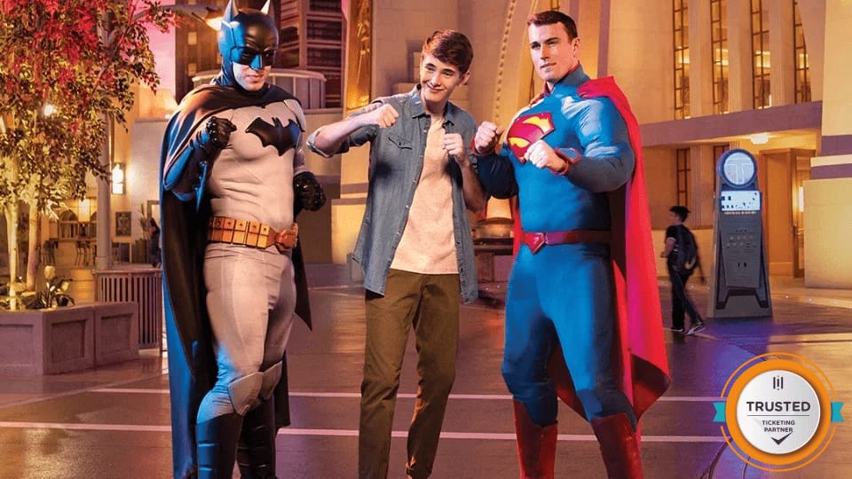 Warner Bros. World™, Abu Dhabi with free shuttle bus – Theme Parks Abu Dhabi with free shuttle bus Theme Parks